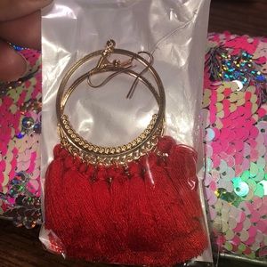 Ear rings